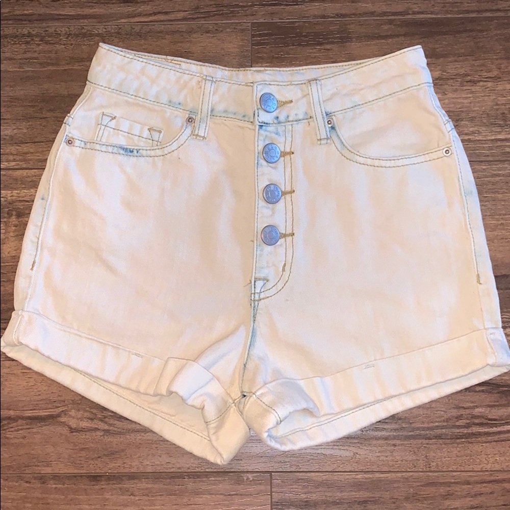 Mom Waist Shorts